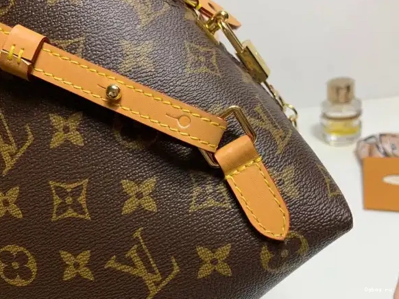 VUITTON BACKPACK LOUIS 0623